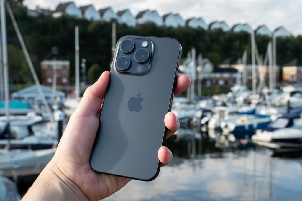 iphone 15 water resistant